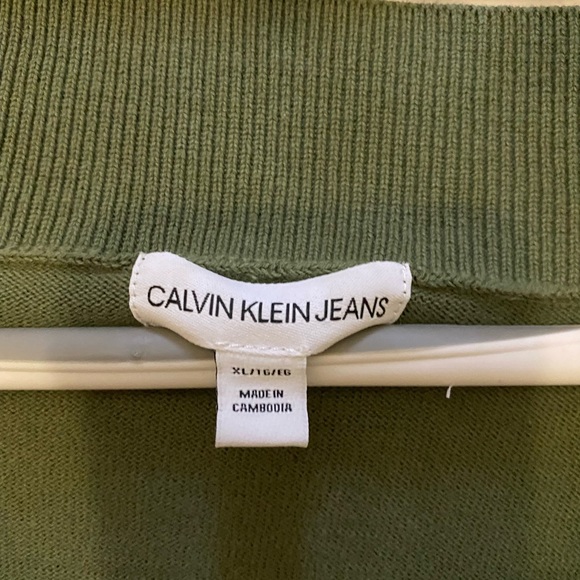 Calvin Klein jeans sweater - Picture 2 of 5